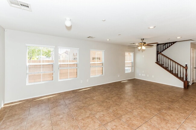 Building Photo - 1145 Paradise River Rd