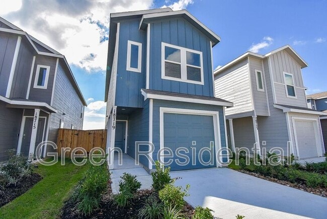 Building Photo - 18719 San Salvo Dr