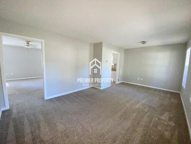 Building Photo - 4463 Hunter Bay Dr