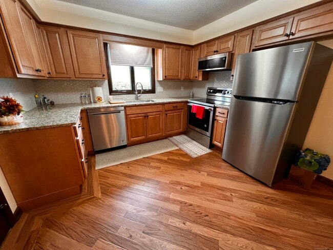 Building Photo - 42 Partridge Dr