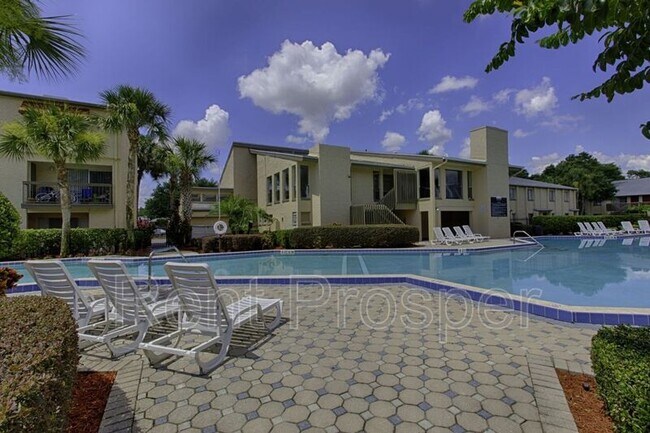 Building Photo - 4209 S Semoran Blvd
