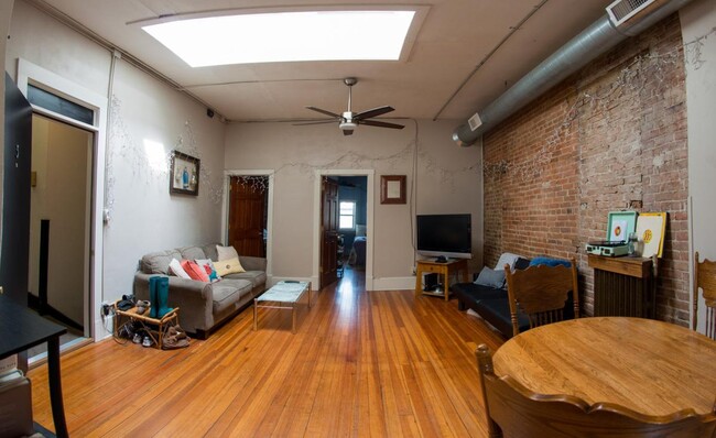 Living room skylight, looking into bedrooms - 127 Iowa Avenue