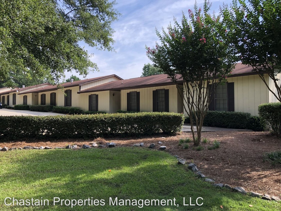 Primary Photo - 2 br, 1 bath Apartment - 6913 Bullet Blvd.