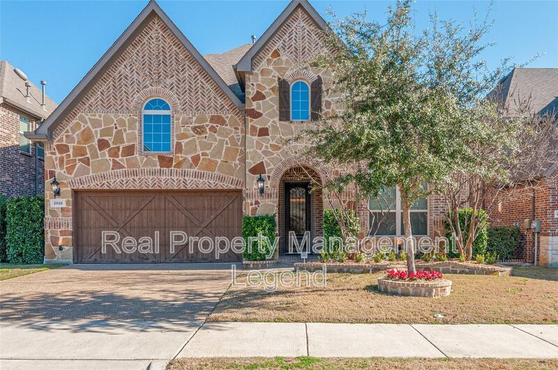 Photo - 2826 Exeter Dr