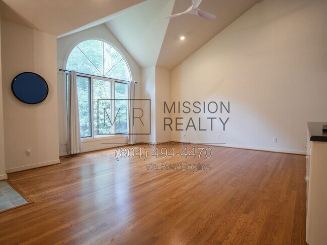 Foto del edificio - 5420 Sunrise Bluff Ct