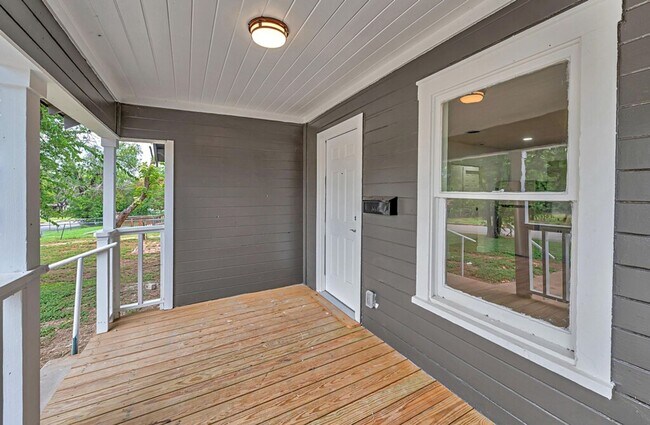 Foto del edificio - Newly Renovated 3 Bed, 2 Bath Home in Waco