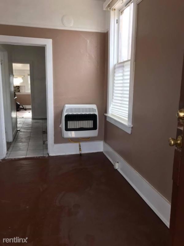 Building Photo - 1 br, 1 bath House - 360 S Devereaux Street