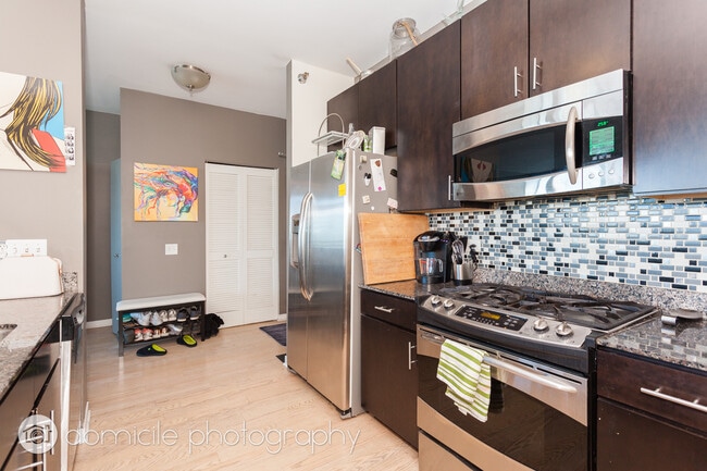 Foto del edificio - 757 N Orleans St