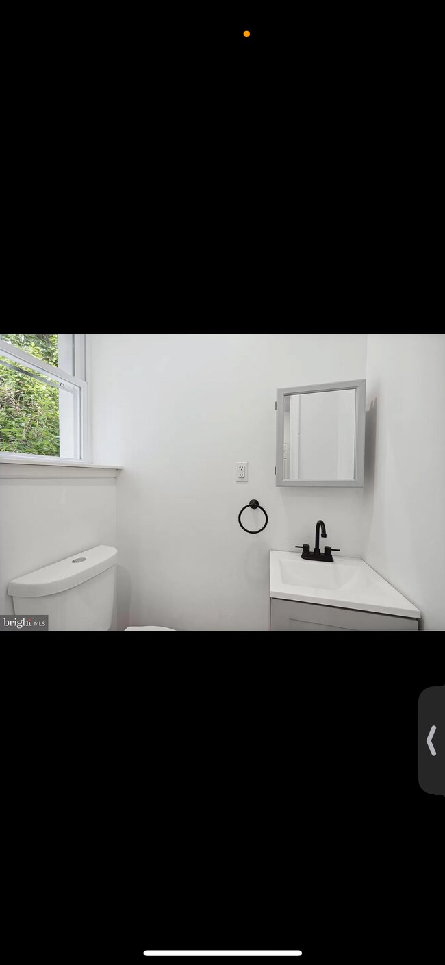 Foto del edificio - 5536 Blakemore St