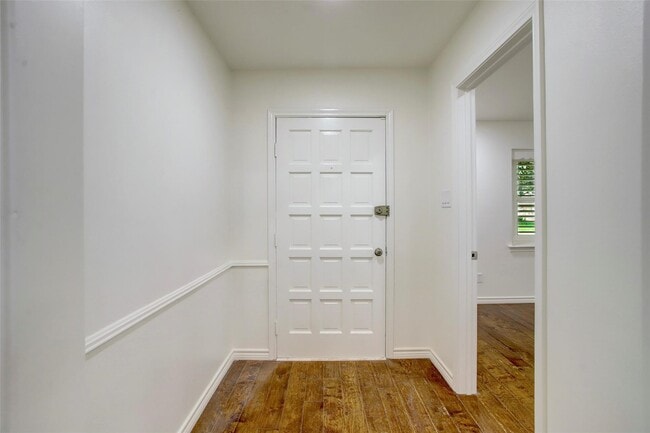 Foto del edificio - 6310 Autumn Arbor Dr