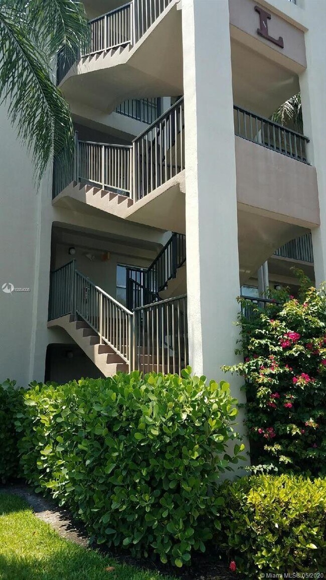 Foto del edificio - 550 SW 137th Ave