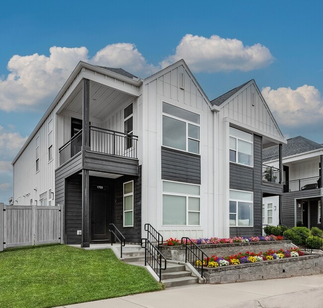 Building Photo - Aerie Blue Sage