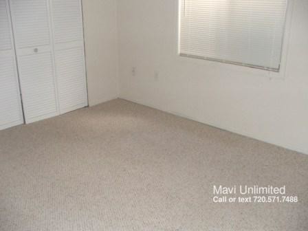 Building Photo - 2653 S Deframe Cir