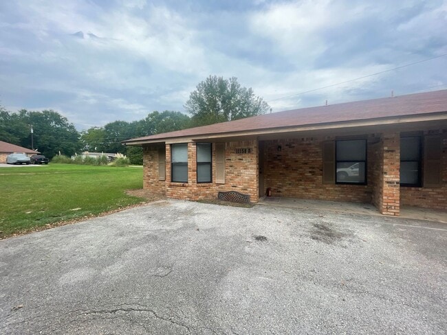 Foto del edificio - 2-bed/2-bath in a great location!