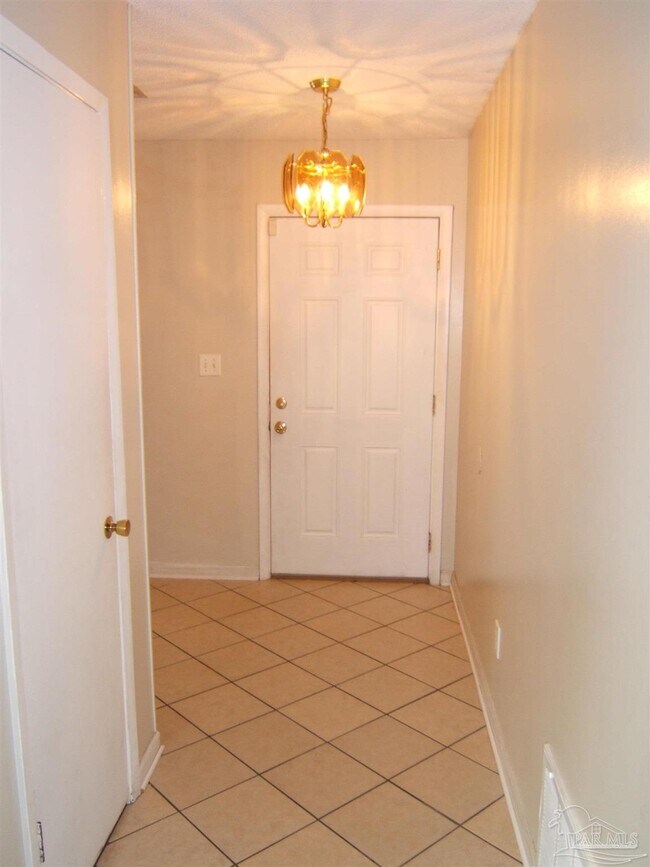 Foto del edificio - 5705 Talquin Ave