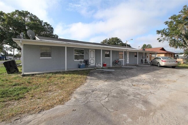 Building Photo - 2037 Calusa Trail