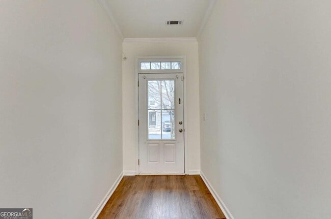 Foto del edificio - 979 Parkside Wood Ct