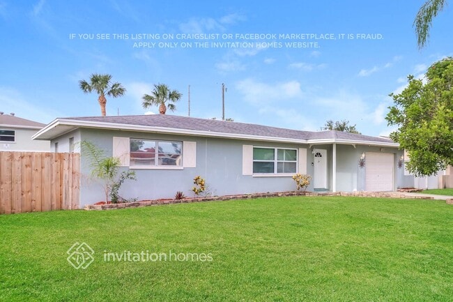 Building Photo - 11124 64th Terrace N