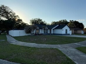 Building Photo - 2906 Vienna Ln