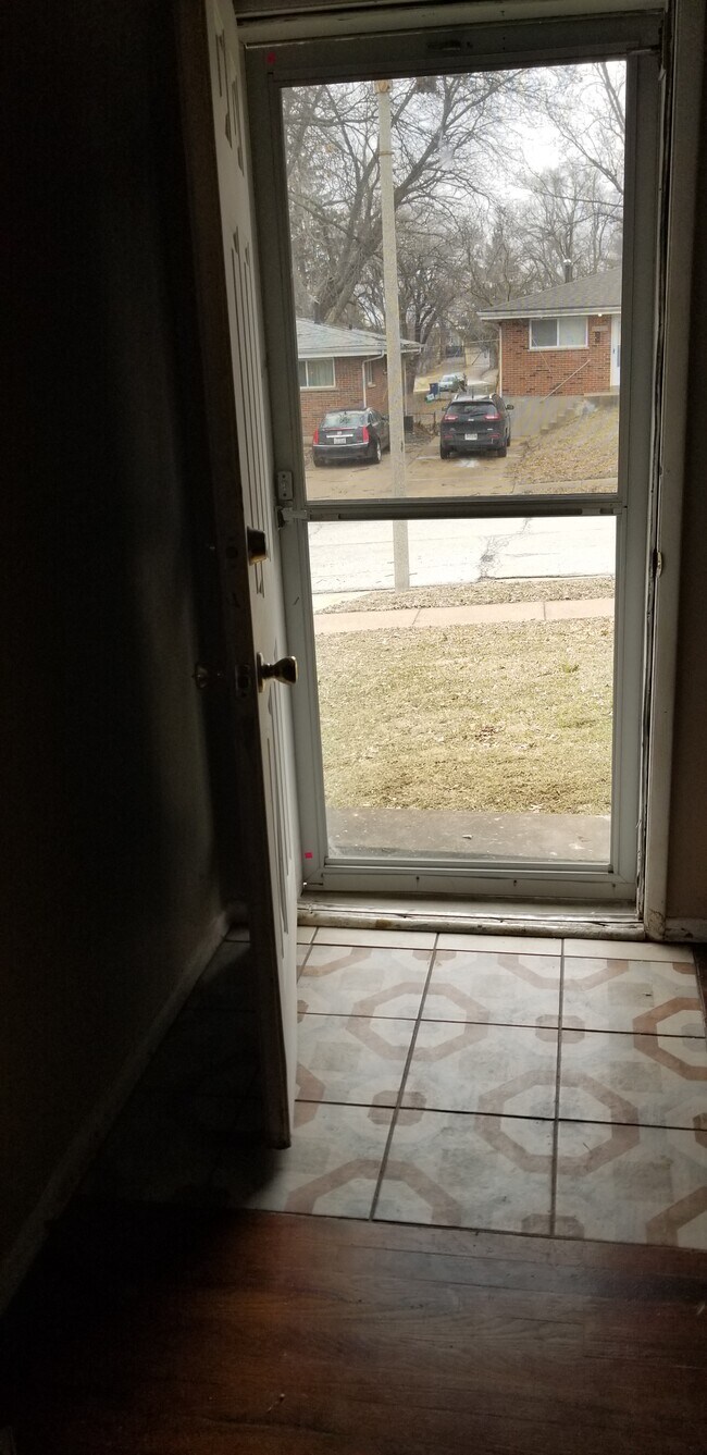 Foto del edificio - 10114 Douglas Ct