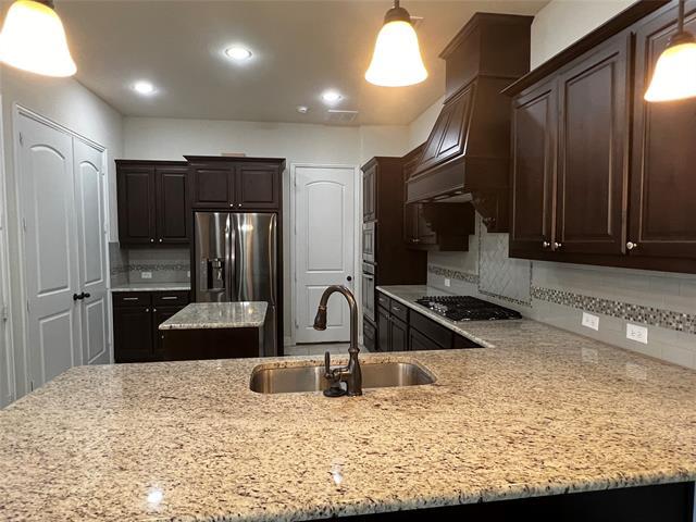 Building Photo - 514 Evergreen Dr