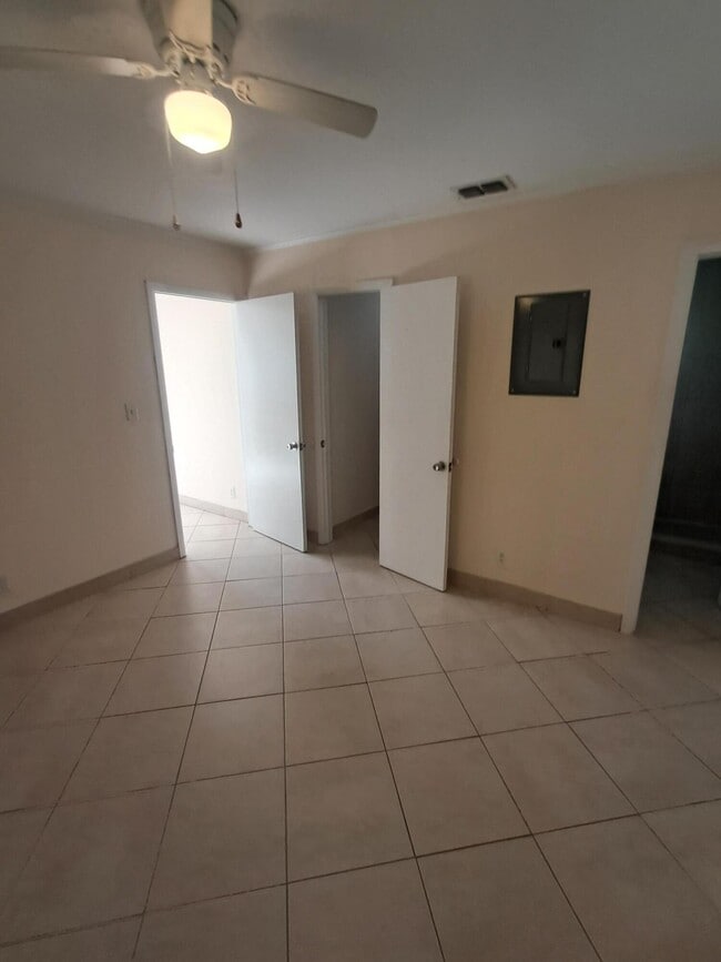Foto del edificio - 1021 Selkirk St