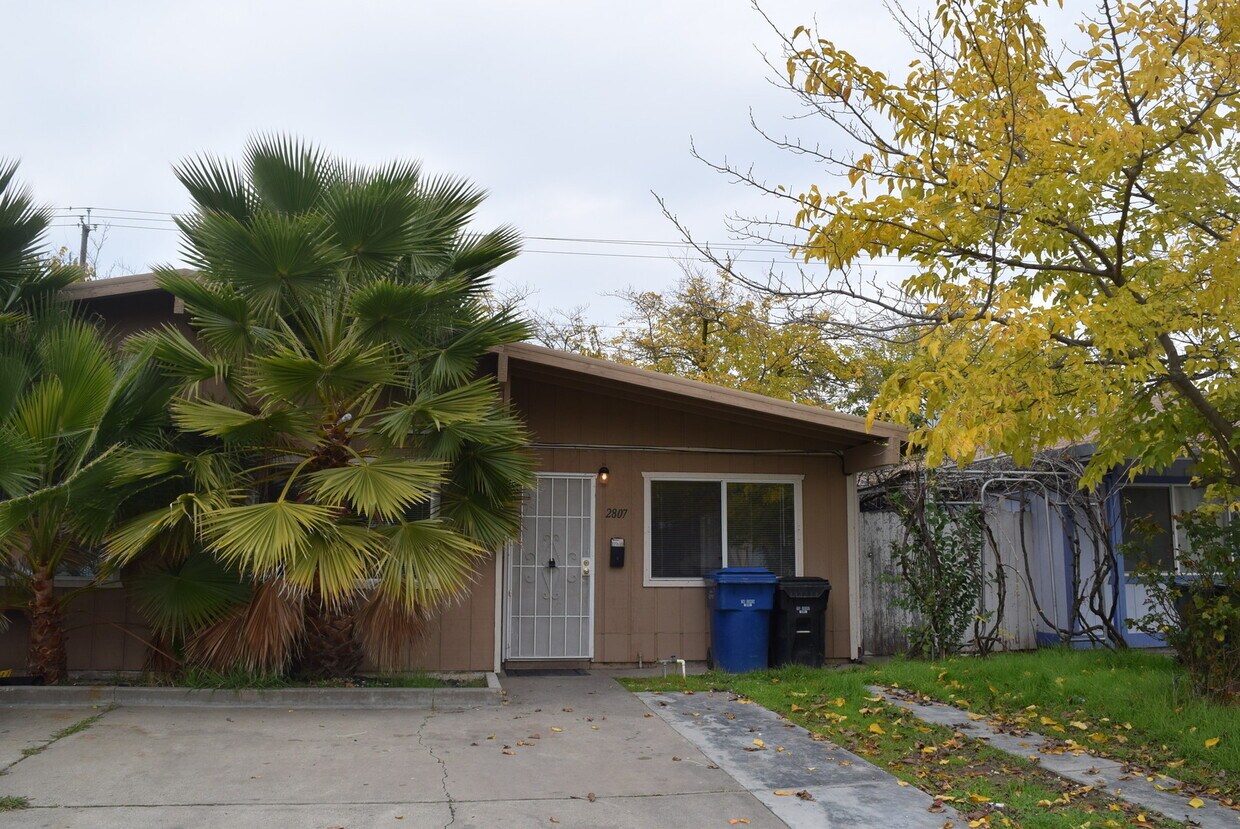 2807 Lerwick Rd, Sacramento, CA 95821 House Rental in Sacramento, CA