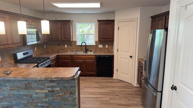Foto del edificio - 4807 Manhasset Dr