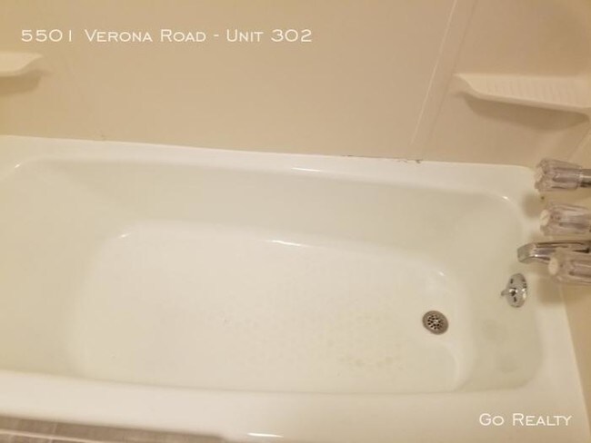Building Photo - 2 bedroom in Verona PA 15147