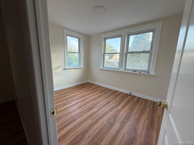 Foto del edificio - 836 Edison Ave