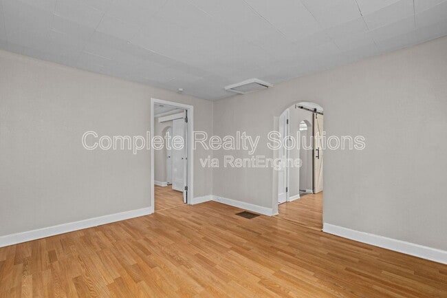 Foto del edificio - 2726 Osgood Ave