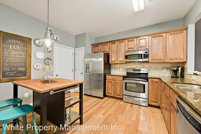 Foto del edificio - 10306 Blakeney Preserve Dr