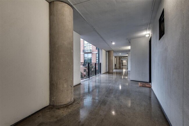 Foto del edificio - 3110 Thomas Ave
