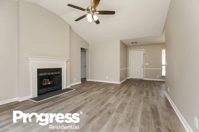 Building Photo - 404 Sorensen Way