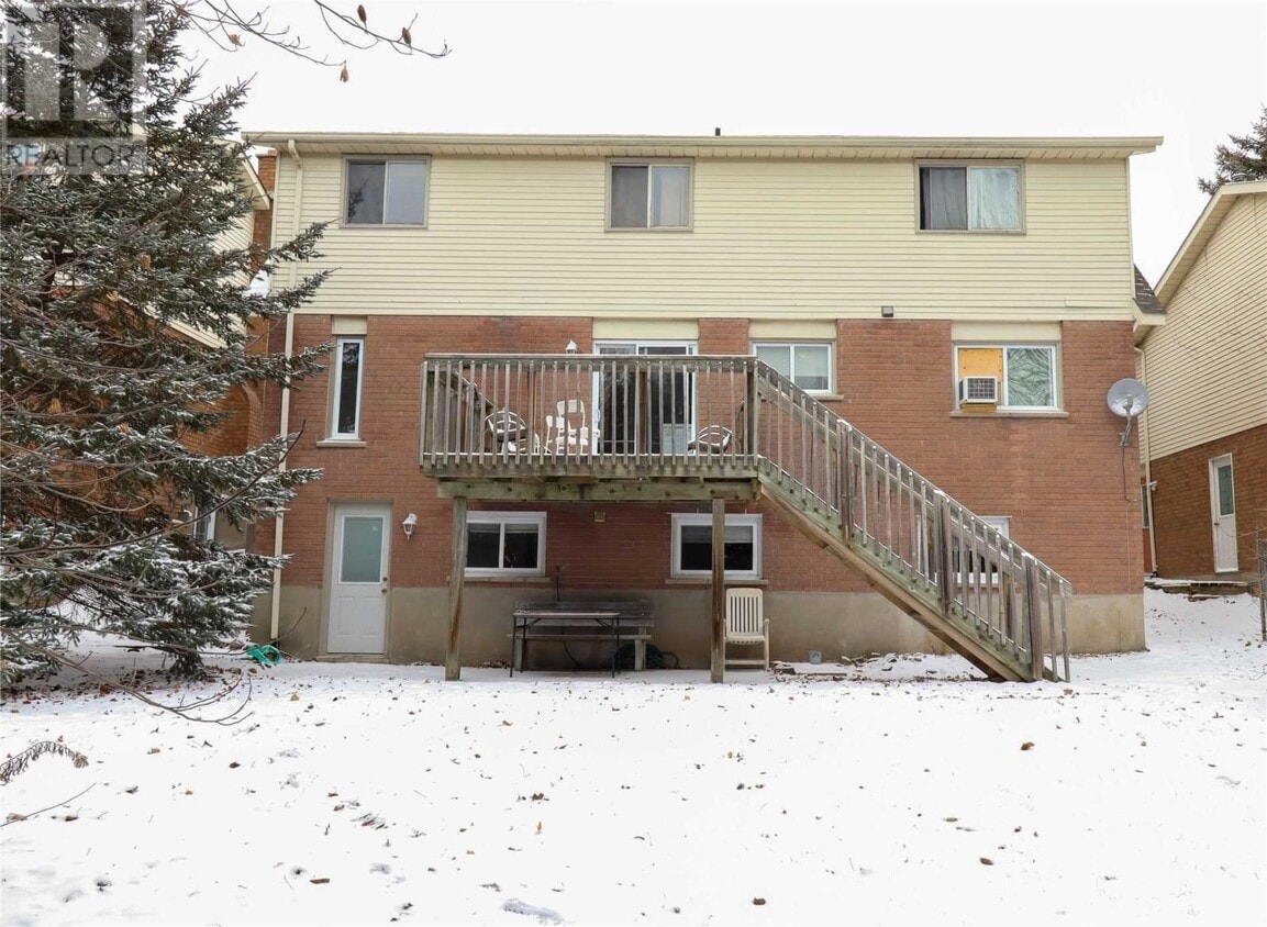 Building Photo - 510 Kortright Rd W