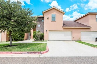 Building Photo - 10510 Sandia Dr