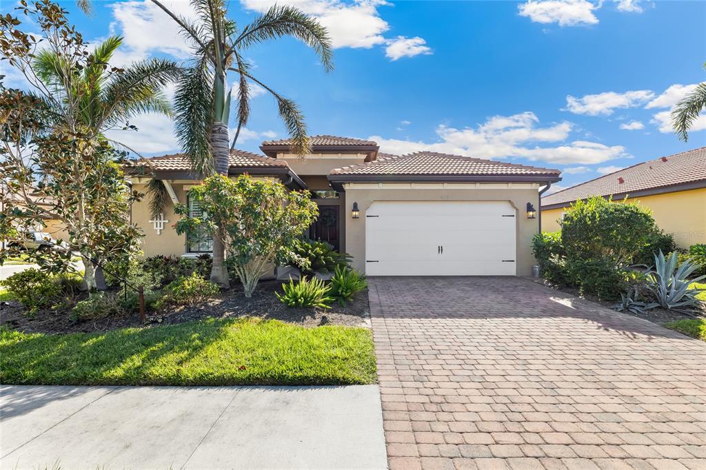 Foto principal - 655 Resolute Ln