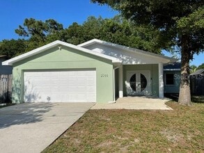 Building Photo - 2055 Dodge St