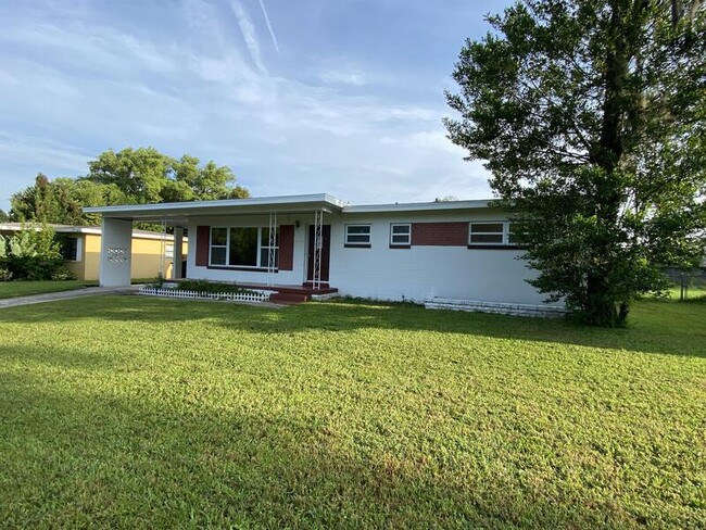 Building Photo - 2813 Pembrook Dr