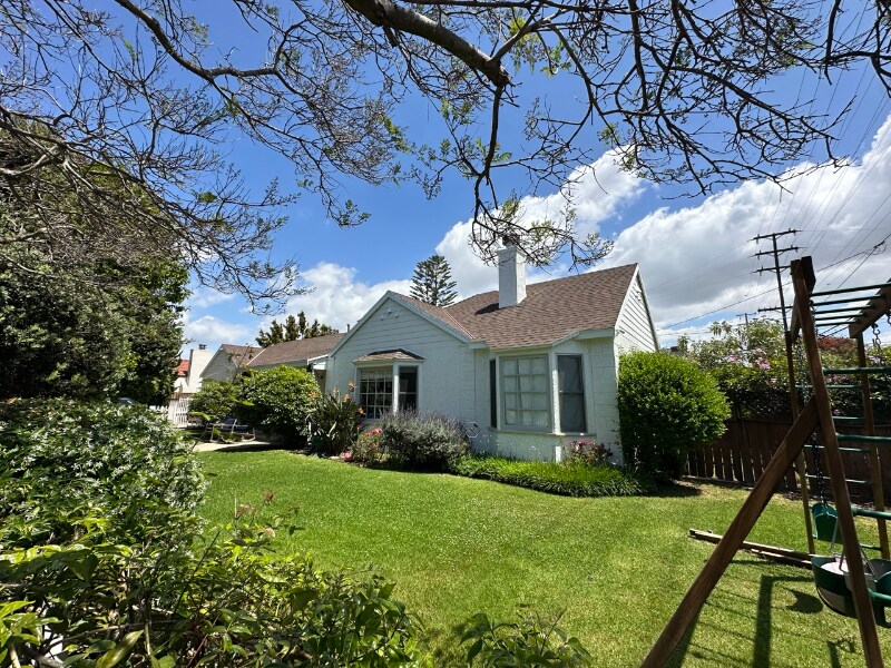 Foto principal - 2435 31st St