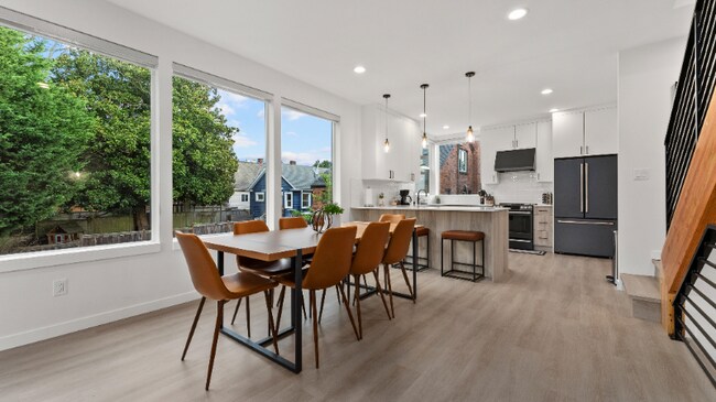 Foto del edificio - 7729 Mary Ave NW