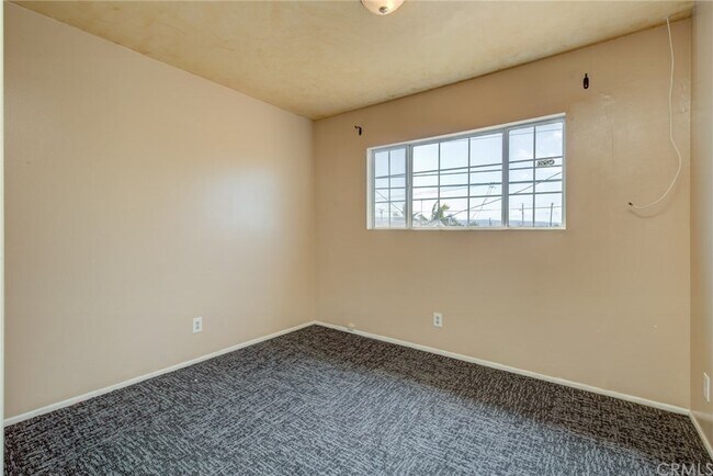 Building Photo - 24719 Island Ave