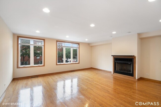 Foto del edificio - 2802 N Wolcott Ave