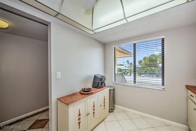 Foto del edificio - 1009 SE 46th Ln