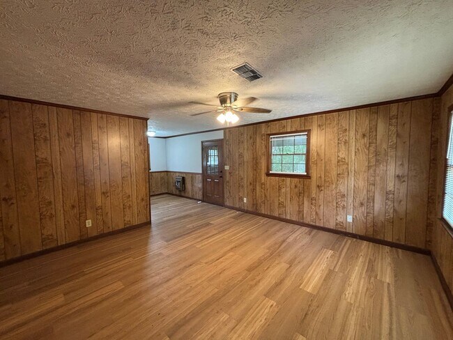 Foto del edificio - 4758 Rockmart Rd SE