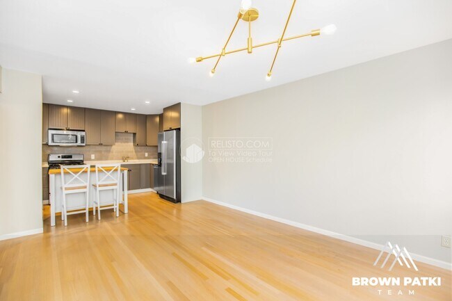 Foto del edificio - 724 Cole St