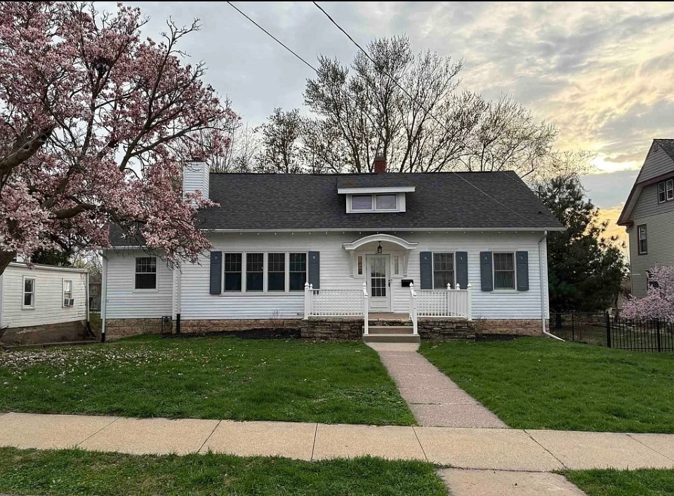 Primary Photo - 1215 Mount Pleasant St