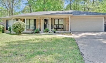 Building Photo - 3613 Shadow Wood Dr