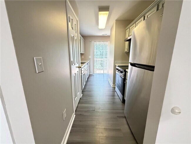 Foto del edificio - 800 Stonehaven Cir