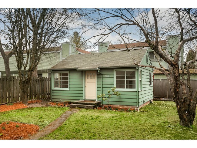 House - 2604 SE 118th Ave